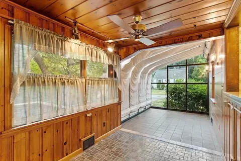 Exterior - 71 Wescroft Rd, Reading, MA 01867 photo 6 of 6