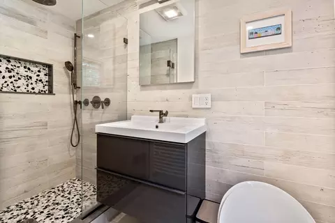 Bath - 30 Granite St, Dedham, MA 02026 photo 3 of 3