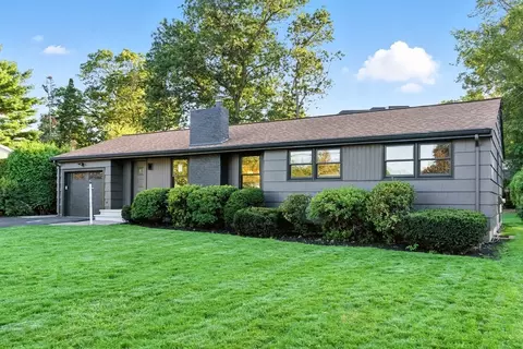 Exterior - 243 Hunting Rd, Needham, MA 02494 photo 2 of 5