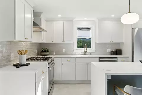Kitchen - 243 Hunting Rd, Needham, MA 02494 photo 3 of 5
