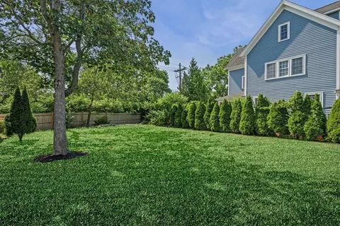 5 Orchard Cir, Marblehead, MA 01945 photo 4