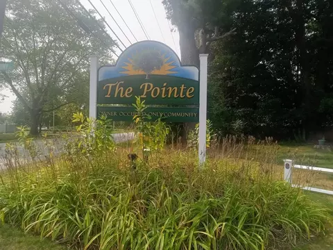 3 Brown Ave #75, Amesbury, MA 01913