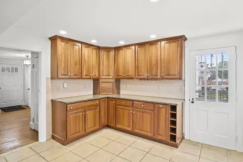 141 Irving St, Everett, MA 02149 photo 15