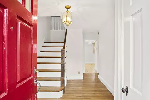 141 Irving St, Everett, MA 02149 photo 3