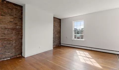37 Lawrence St #16, Boston, MA 02116