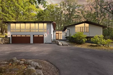 7 Nashoba Rd, Sudbury, MA 01776