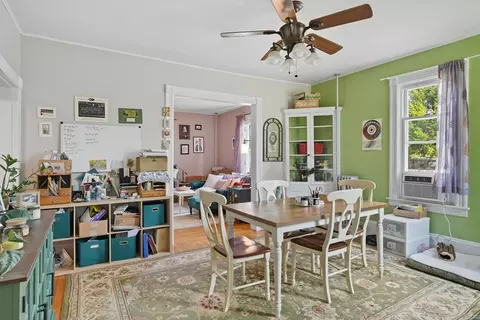 60-62 Maple St, Easthampton, MA 01027 photo 8