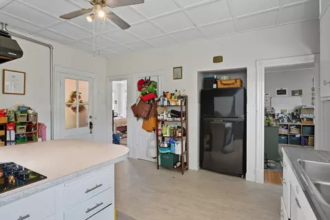 60-62 Maple St, Easthampton, MA 01027 photo 10