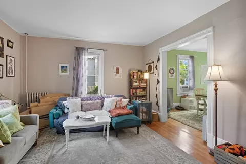 60-62 Maple St, Easthampton, MA 01027 photo 4