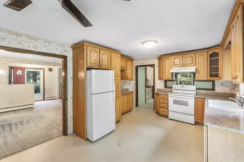 2 Marble Rd, Spencer, MA 01562 photo 8