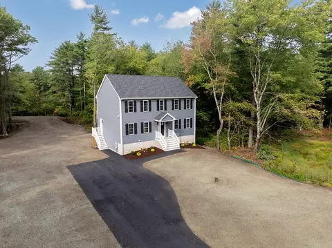 1 Aila Ct, Lakeville, MA 02347