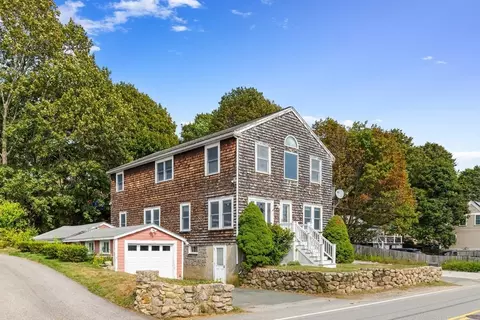 16 Reynard St, Gloucester, MA 01930 photo 5
