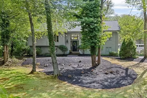 131 Cross St, Norwell, MA 02061