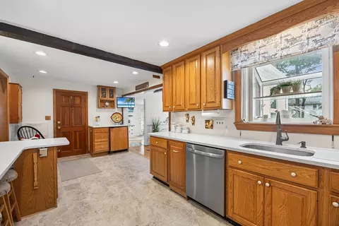 45 Forest St, Braintree, MA 02184 photo 12