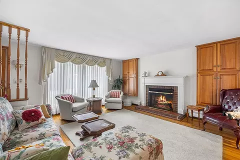45 Forest St, Braintree, MA 02184 photo 6