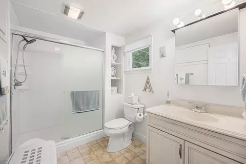 45 Forest St, Braintree, MA 02184 photo 33