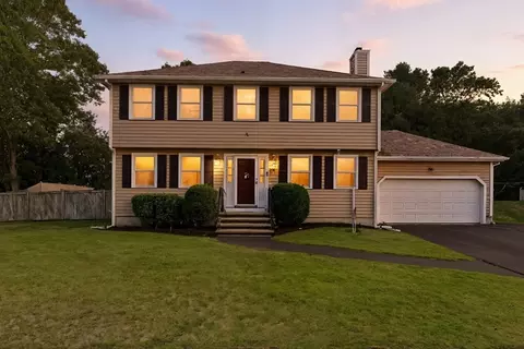18 Arthur G Pernokas Dr, Woburn, MA 01801