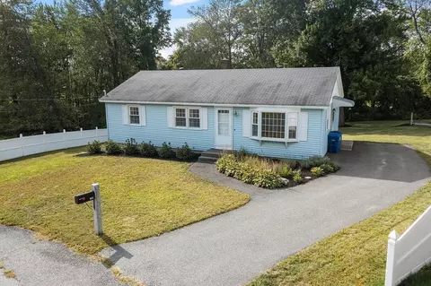 50 Daisy Dr, Leominster, MA 01453