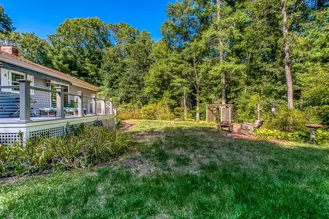 Exterior - 3 Windsor Dr, Wareham, MA 02571 photo 6 of 11