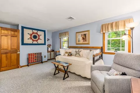 Bedroom - 3 Windsor Dr, Wareham, MA 02571 photo 5 of 8