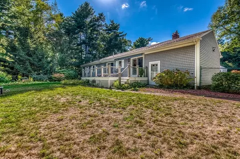 Exterior - 3 Windsor Dr, Wareham, MA 02571 photo 8 of 11
