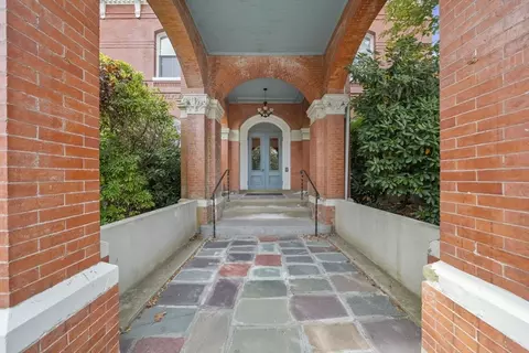 80 Parks St #5, Duxbury, MA 02332