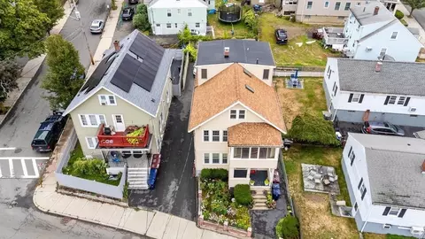 55 Shute St, Everett, MA 02149 photo 4