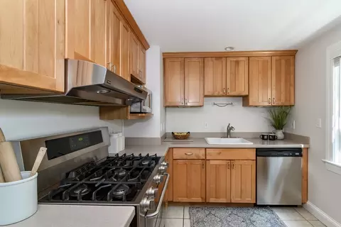 4 Pryor Rd, Natick, MA 01760 photo 5