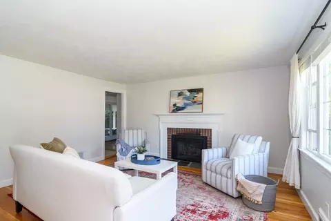 4 Pryor Rd, Natick, MA 01760 photo 4