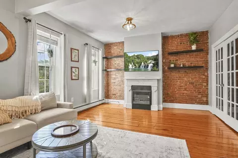 60 Beacon St #2, Chelsea, MA 02150