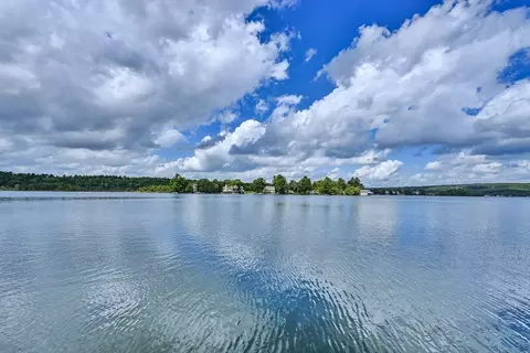 15 Bates Grove Rd, Webster, MA 01570 photo 4