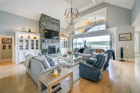 15 Bates Grove Rd, Webster, MA 01570 photo 11