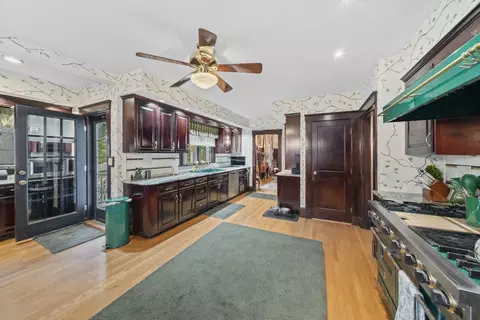 161 Cedar St, Braintree, MA 02184 photo 8