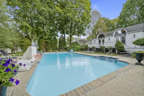 161 Cedar St, Braintree, MA 02184 photo 24