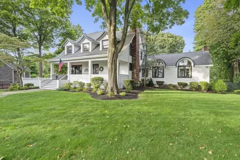 161 Cedar St, Braintree, MA 02184 photo 2