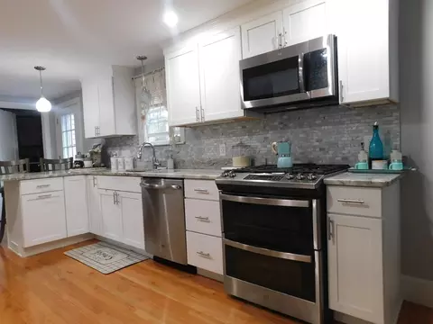 29 Bailey St, Worcester, MA 01602 photo 13