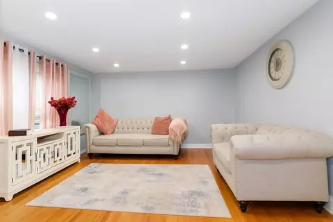 29 Bailey St, Worcester, MA 01602 photo 9