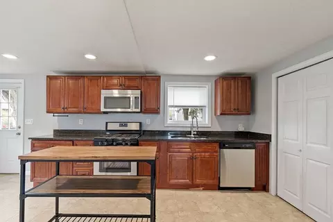 Kitchen - 186 Burnham Rd, Lowell, MA 01852 photo 2 of 3