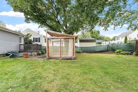 Exterior - 186 Burnham Rd, Lowell, MA 01852 photo 8 of 8