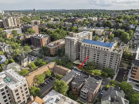 93 Centre St #2, Brookline, MA 02446 photo 31