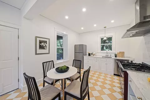 93 Centre St #2, Brookline, MA 02446 photo 8