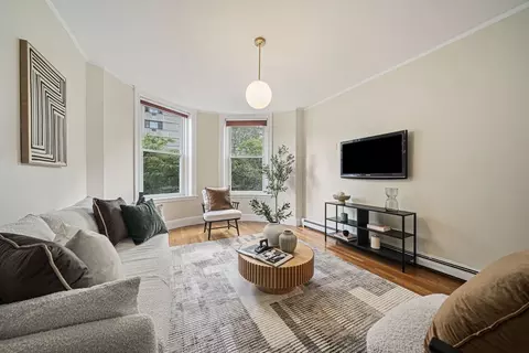 93 Centre St #2, Brookline, MA 02446 photo 3