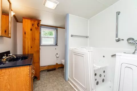 2596 Cranberry Hwy, Wareham, MA 02571 photo 21