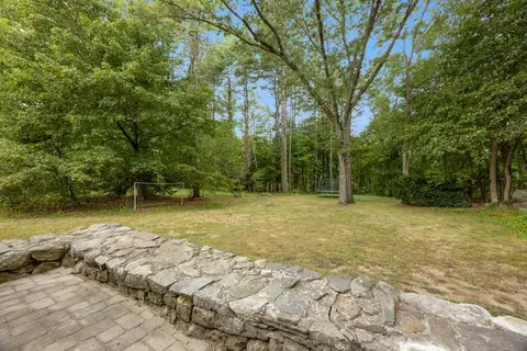 Exterior - 54 Mohawk Dr, Acton, MA 01720 photo 2 of 4