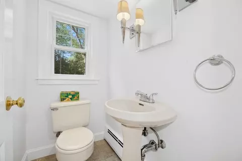 Bath - 54 Mohawk Dr, Acton, MA 01720 photo 1 of 5