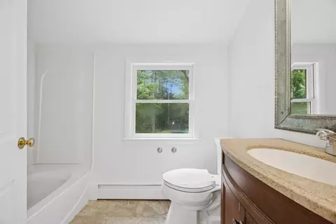 Bath - 54 Mohawk Dr, Acton, MA 01720 photo 5 of 5