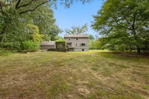 Exterior - 54 Mohawk Dr, Acton, MA 01720 photo 4 of 4