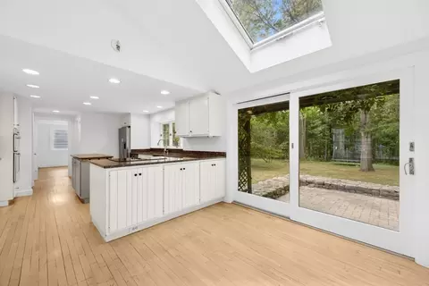 Kitchen - 54 Mohawk Dr, Acton, MA 01720 photo 7 of 7