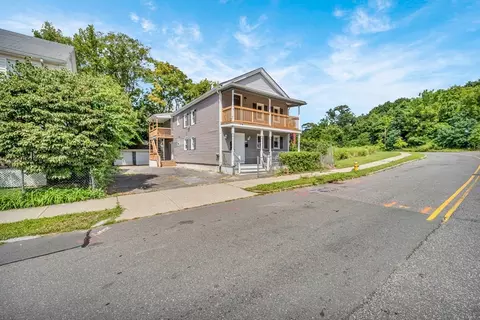 108 Marble St, Springfield, MA 01105