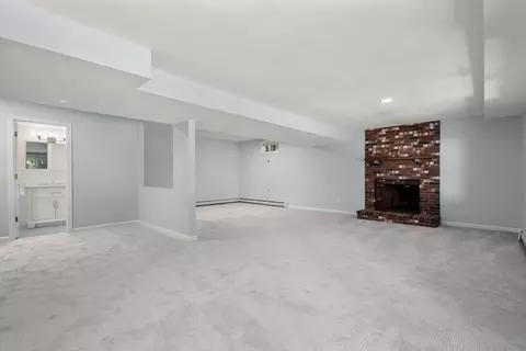 429 Warren St, Needham, MA 02492 photo 31